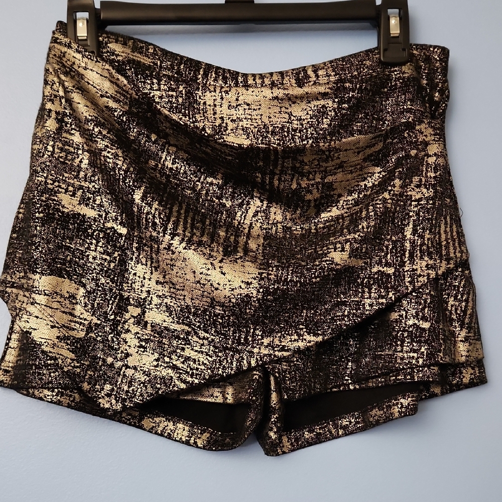 Black And Gold Metallic Mini Skort